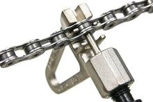 Załaduj obraz do przeglądarki galerii, Park Tool Mini Chain Brute Chain Tool
